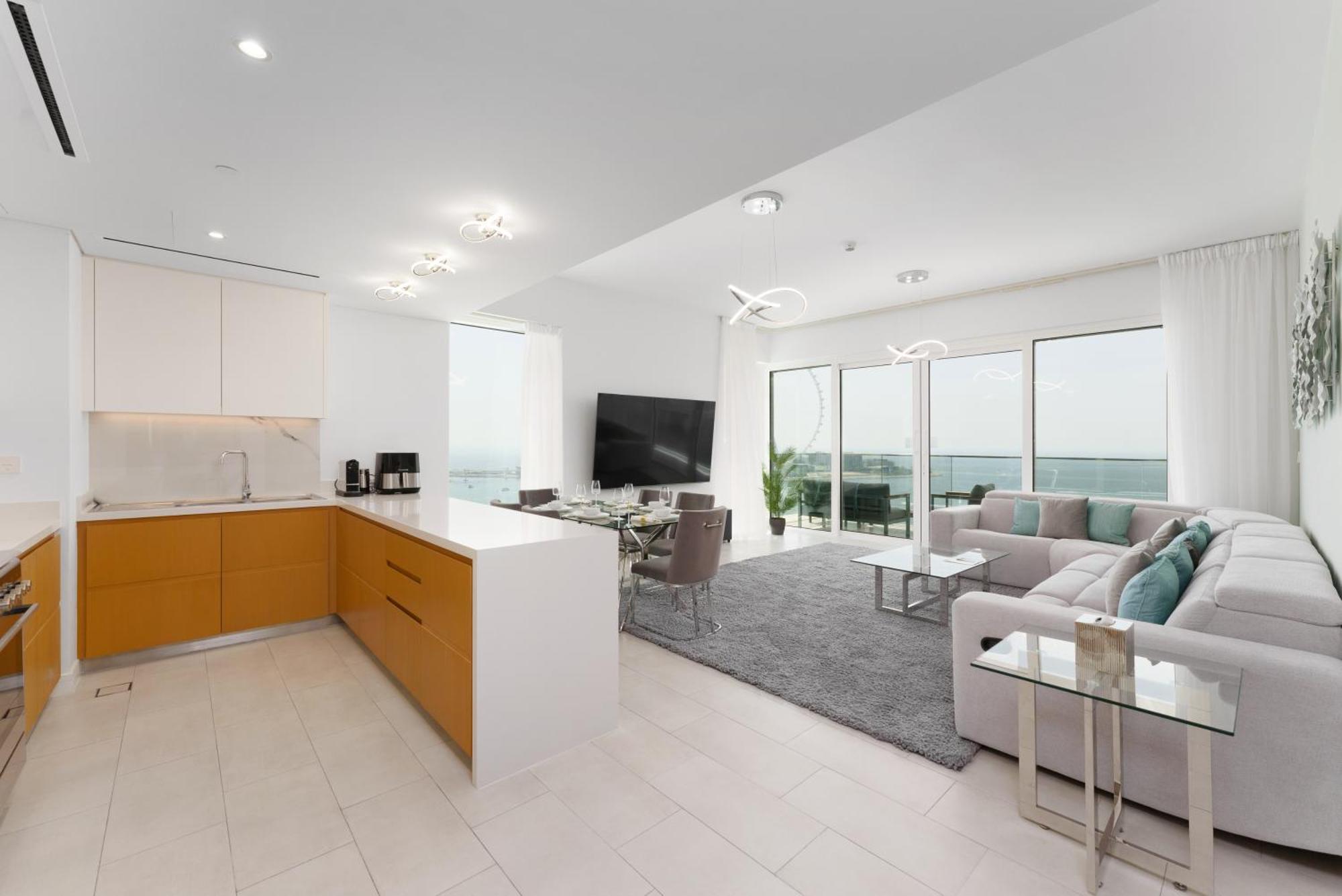 Maison Privee - Seaside Jbr Living W/ Open Sea & Bluewaters Views Apartment *