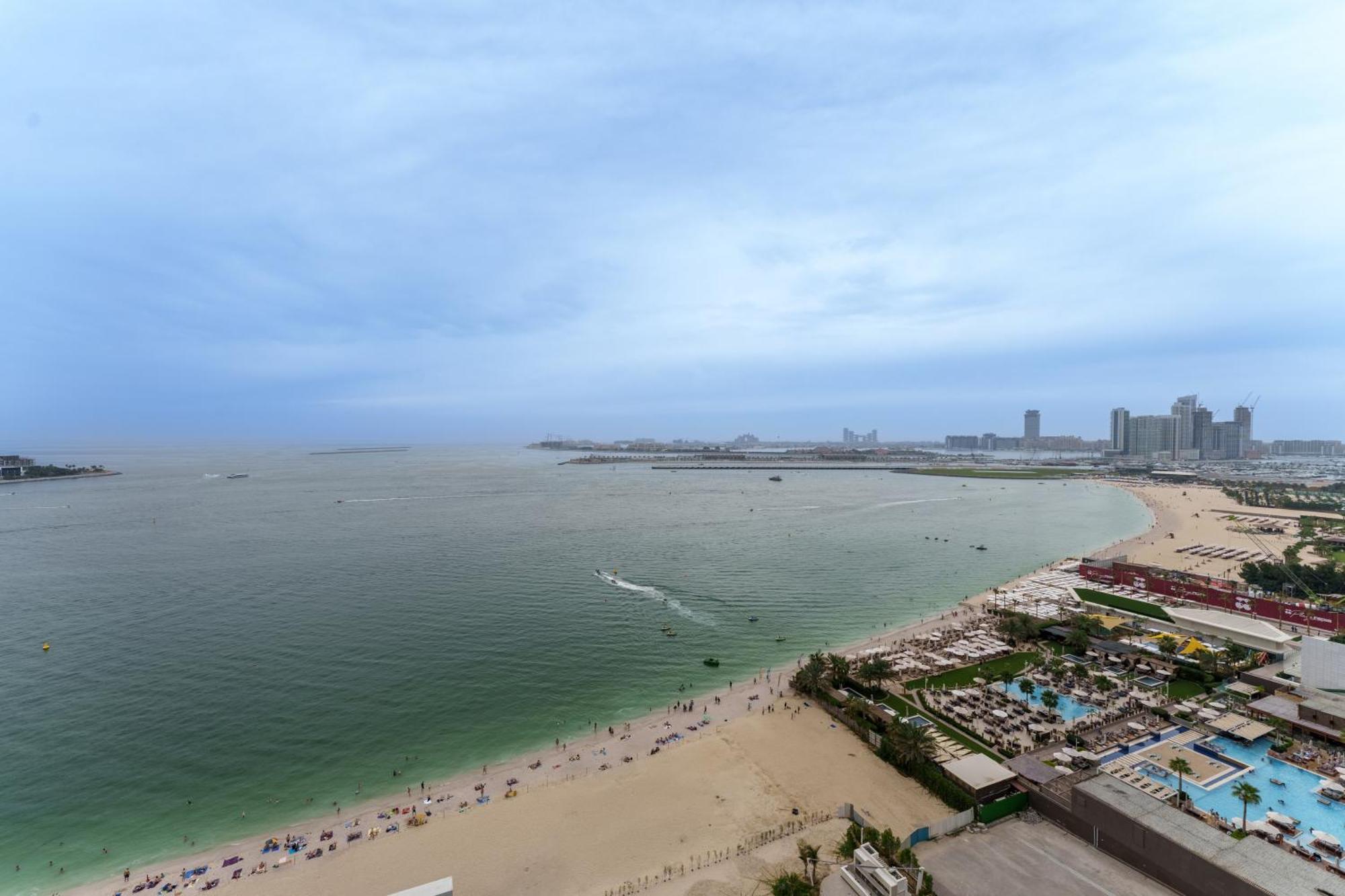Maison Privee - Seaside Jbr Living W/ Open Sea & Bluewaters Views Apartment Dubai